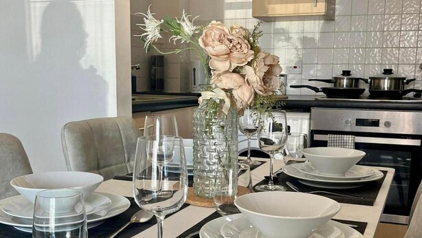 Apartment, Multiple Beds | Dining - 2 Bed Apartment in West Midlands Birmingham (Birmingham)