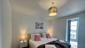 Apartment, Multiple Beds | 2 bedrooms, iron/ironing board, free WiFi, bed sheets - 2 Bed Apartment in West Midlands Birmingham (Birmingham)