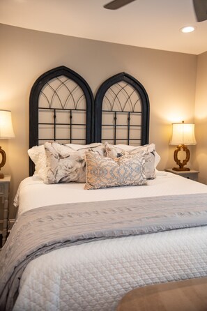 1 bedroom, iron/ironing board, internet, bed sheets