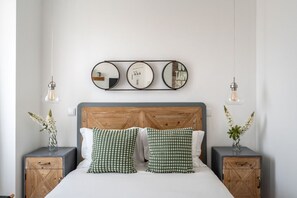 1 bedroom, iron/ironing board, WiFi, bed sheets - Studio in Central Lisbon by Lisbeyond (Lisboa)