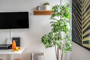 Interior - Studio in Central Lisbon by Lisbeyond (Lisboa)