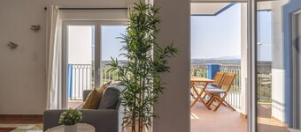 Beach & Nature Apartment - 2bedroom apt in Aljezur