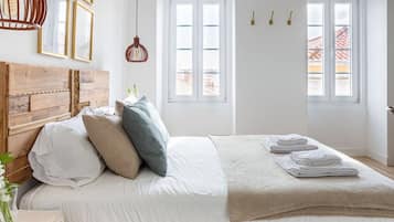 1 chambre, bureau, fer et planche à repasser, Wi-Fi