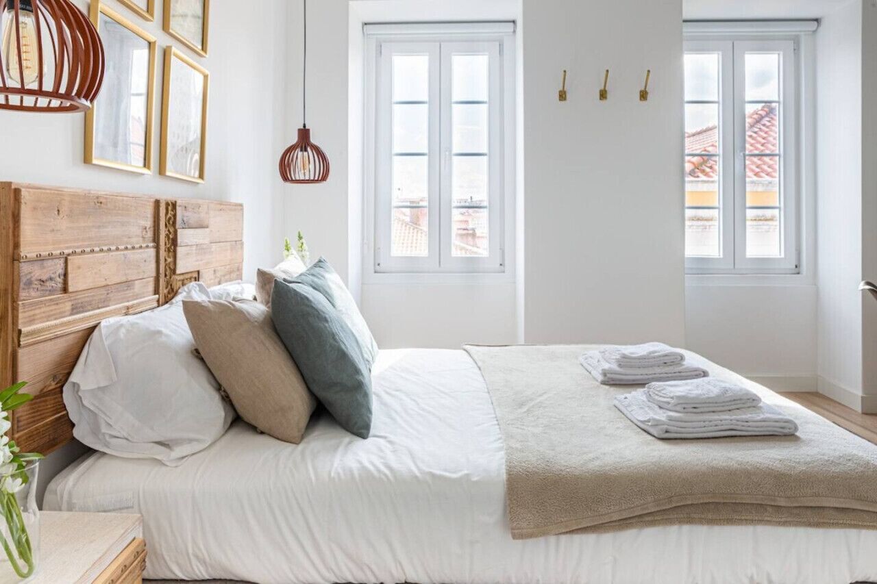 1 slaapkamer, een bureau, een strijkplank/strijkijzer, wifi