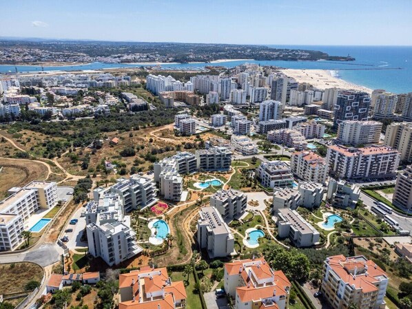 Exterior - Brand New Apt in Oasis Mar by Lisbeyond (Portimão)