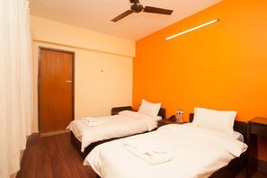 1 bedroom, WiFi - Standard Double Room (Chakshibari Thamel)