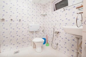 Bathroom - Standard Single Room (Chakshibari Thamel)