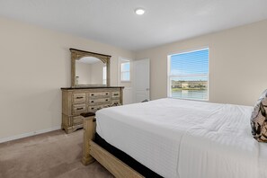 3 bedrooms, iron/ironing board, WiFi, bed sheets - Beautiful townhome at Orlando's Fiesta Key!  (Kissimmee)