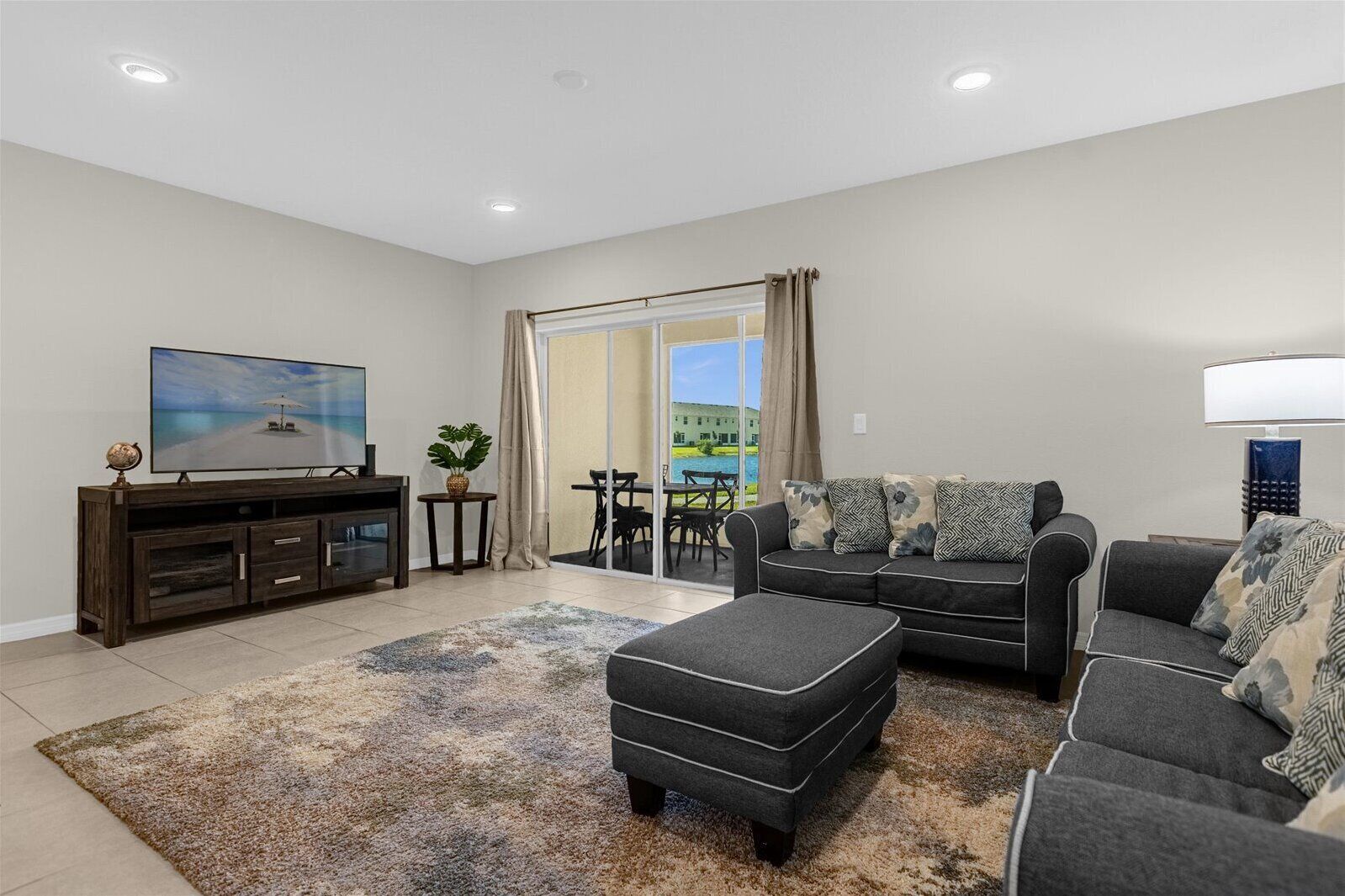 تلفزيون ذكي