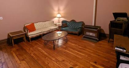 Stowaway Suites on the Avenue: Mt Laurel Suite