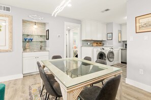 Condo, Multiple Beds, Pool Access, Garden View (0 - No Pets Allowed) | Private kitchen | Fridge, microwave, oven, stovetop