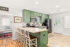 House, Multiple Beds, Kitchen, Pool View | Private kitchen | Fridge, microwave, coffee/tea maker, cookware/dishes/utensils