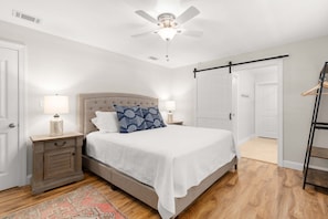 House, Multiple Beds, Kitchen, Pool View - Colonels Retreat Tybee Vacation Rentals (Tybee Island)