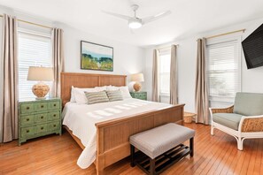 House, Multiple Beds, Kitchen, Pool View - Tybrisa Treasure by Tybee Vacation Rentals (Tybee Island)