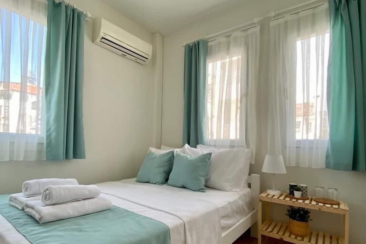 Basic Double Room | Free WiFi