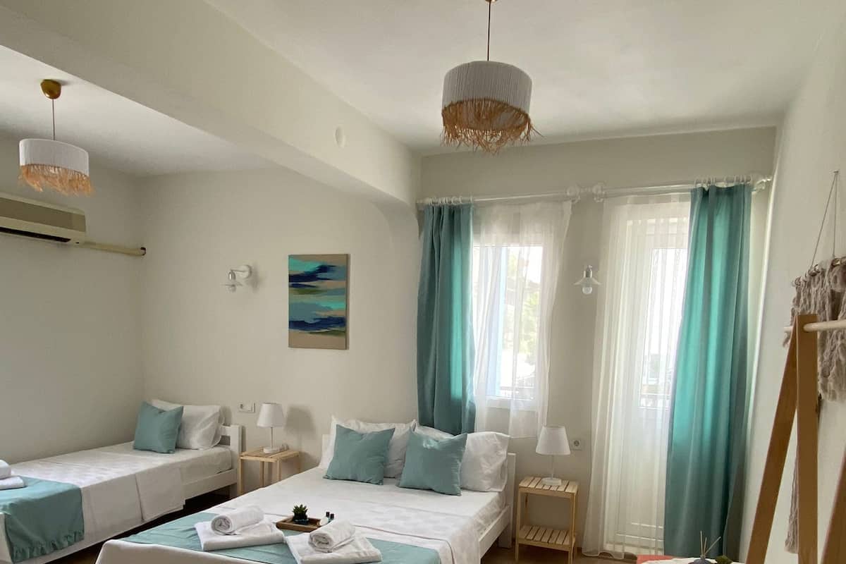 Family Double Room | Free WiFi