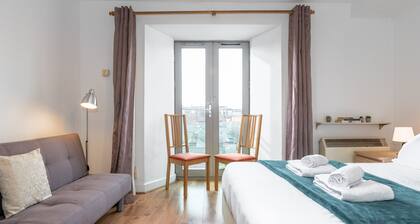 The Jameson Distillery - A Historic Pad in Central Dublin (With Parking!)