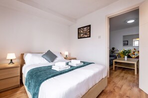 3 Schlafzimmer, Bügeleisen/Bügelbrett, WLAN, Bettwäsche