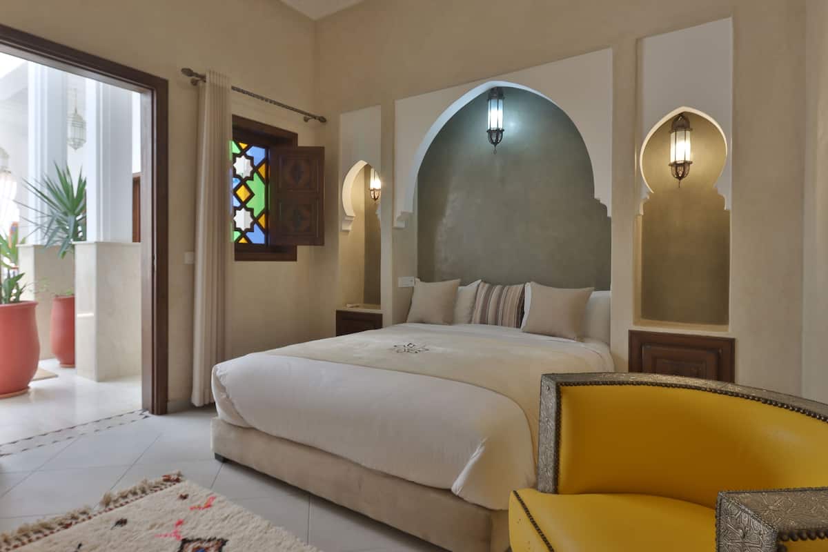 Junior Double Room | 1 bedroom, premium bedding, down comforters, Select Comfort beds