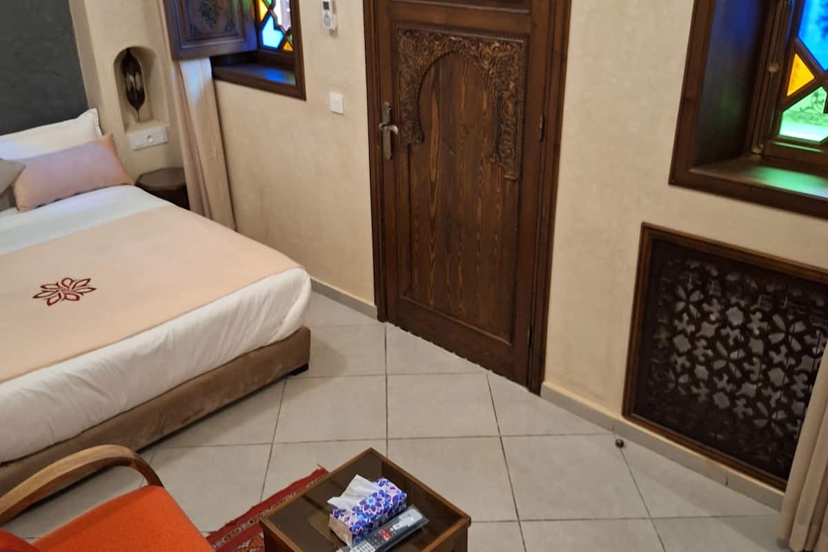 Standard Double Room | 1 bedroom, premium bedding, down comforters, Select Comfort beds