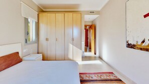 4 chambres, Wi-Fi gratuit, draps fournis
