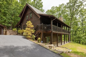 Cabin, 4 Bedrooms | Exterior - Wolf Den 4 Bedroom Cabin by RedAwning (Sevierville)