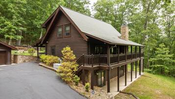 Cabin, 4 Bedrooms | Exterior