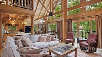 Cabin, 4 Bedrooms | Living area | Smart TV, DVD player