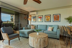 Living area - Kihei Ali'i Kai B108 2 Bedroom Condo (Kihei)