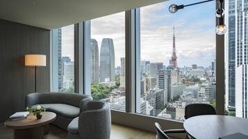 Panoramic Suite, 1 King Bed, Corner (Tower View) | Minibar (some free items), in-room safe, desk, laptop workspace