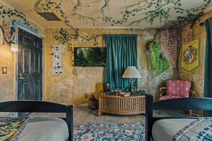 4 habitaciones, tabla de planchar con plancha, cuna de viaje y wifi 