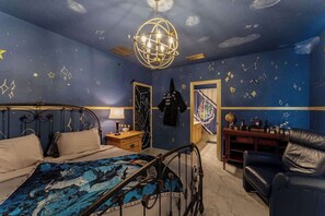 4 habitaciones, cuna de viaje, wifi gratis y ropa de cama