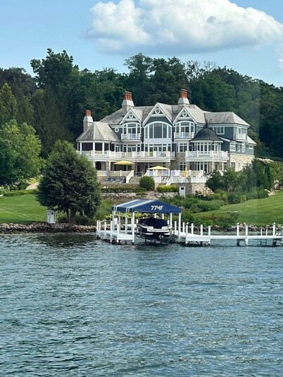 Bayside Hideaway, Williams Bay, WI