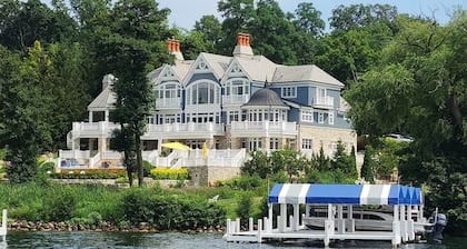 Bayside Hideaway, Williams Bay, WI