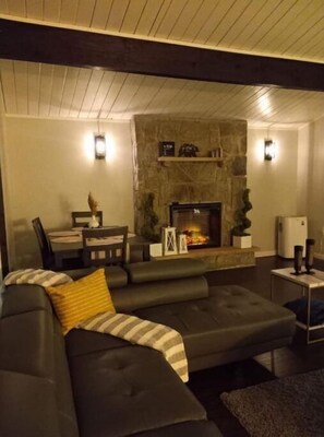 TV - The Perfect Getaway (East Stroudsburg)