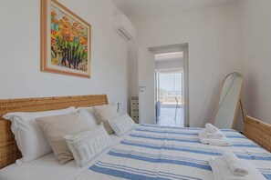 1 chambre, fer et planche Ă repasser, Wi-Fi gratuit, draps fournis