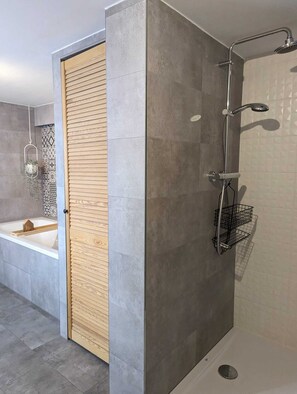 Hair dryer, towels, soap, toilet paper
