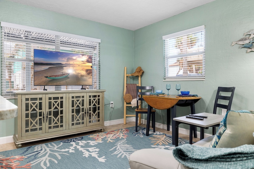 New! 1st Floor With Beach Access Heron's Walk #1 - Englewood