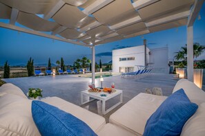 House, Smoking | 6 bedrooms