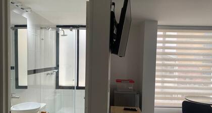 Alojamiento Privado, Céntrico y Confortable: ¡Tu Hogar Lejos de Casa!