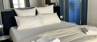 Le Gite de Jean Thevenin with free parking