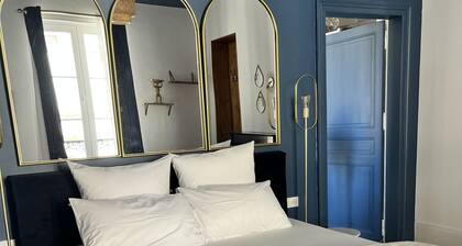 Le Gite de Jean Thevenin with free parking