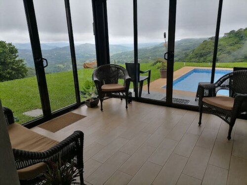 Agradable casa de Campo con piscina privada.