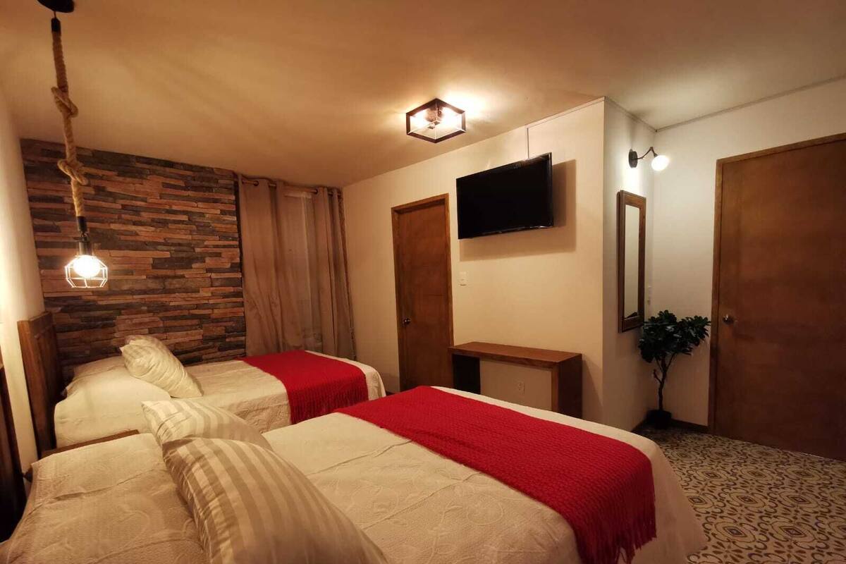 Classic Quadruple Room | WiFi (free)