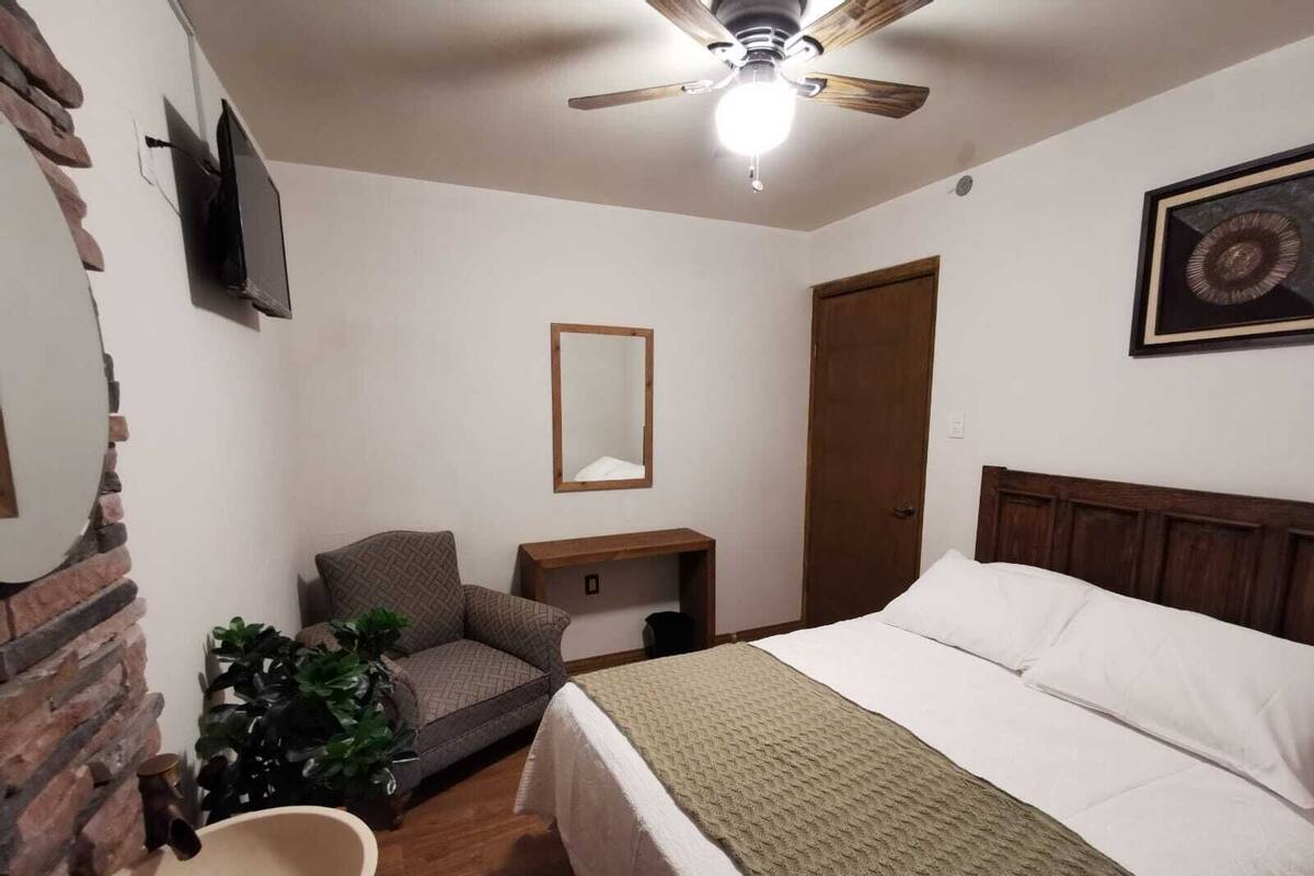 Classic Double Room | WiFi (free)