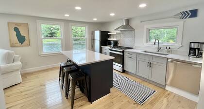 Lakefront Home on Lake Iroquois