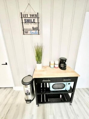 Interior - Studio Guesthouse by the Park (Dallas)