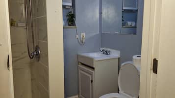 Hårtork och handdukar