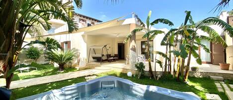 Villa, fumeurs | 3 chambres