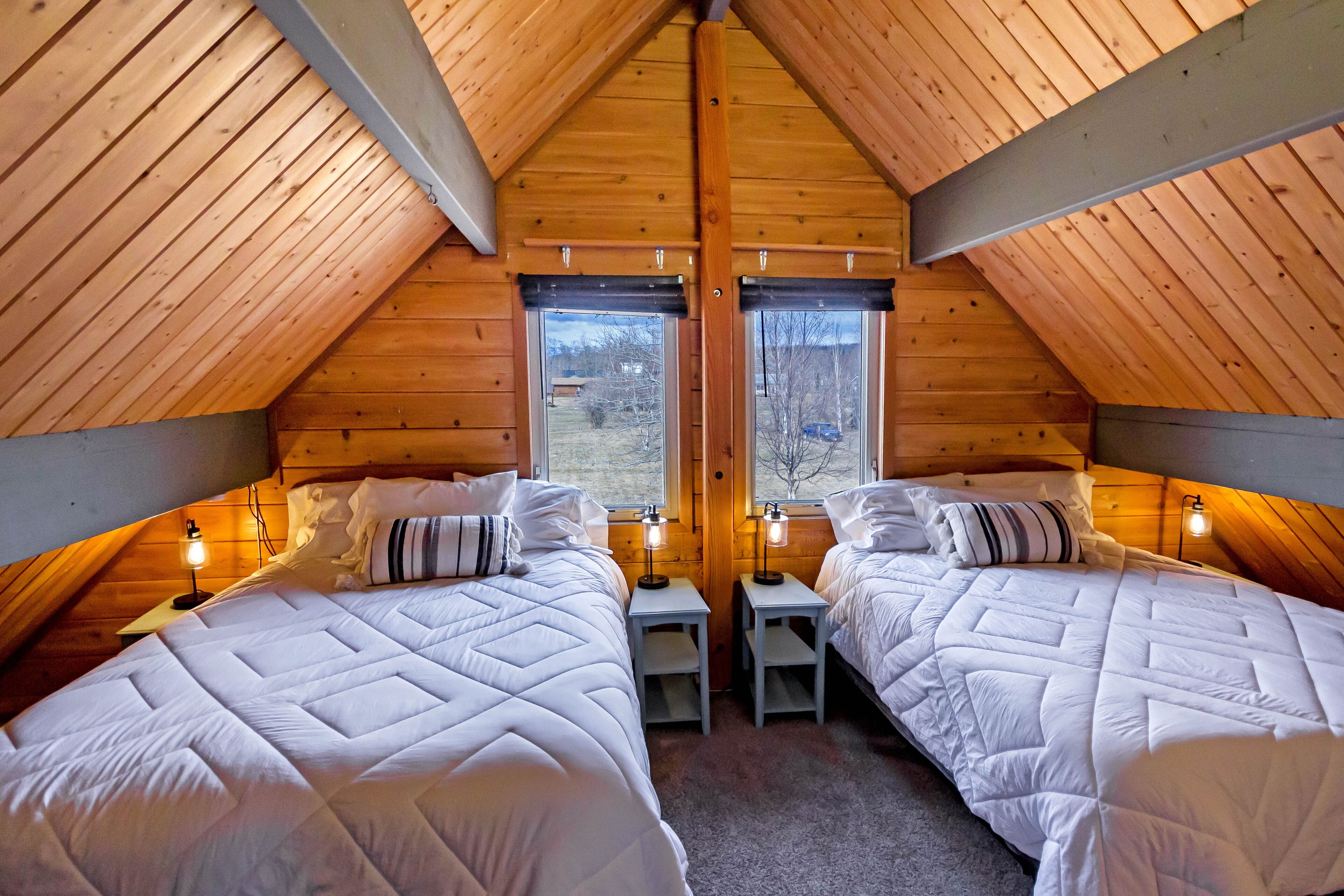 4 camere, una scrivania, ferro/asse da stiro, culla da viaggio